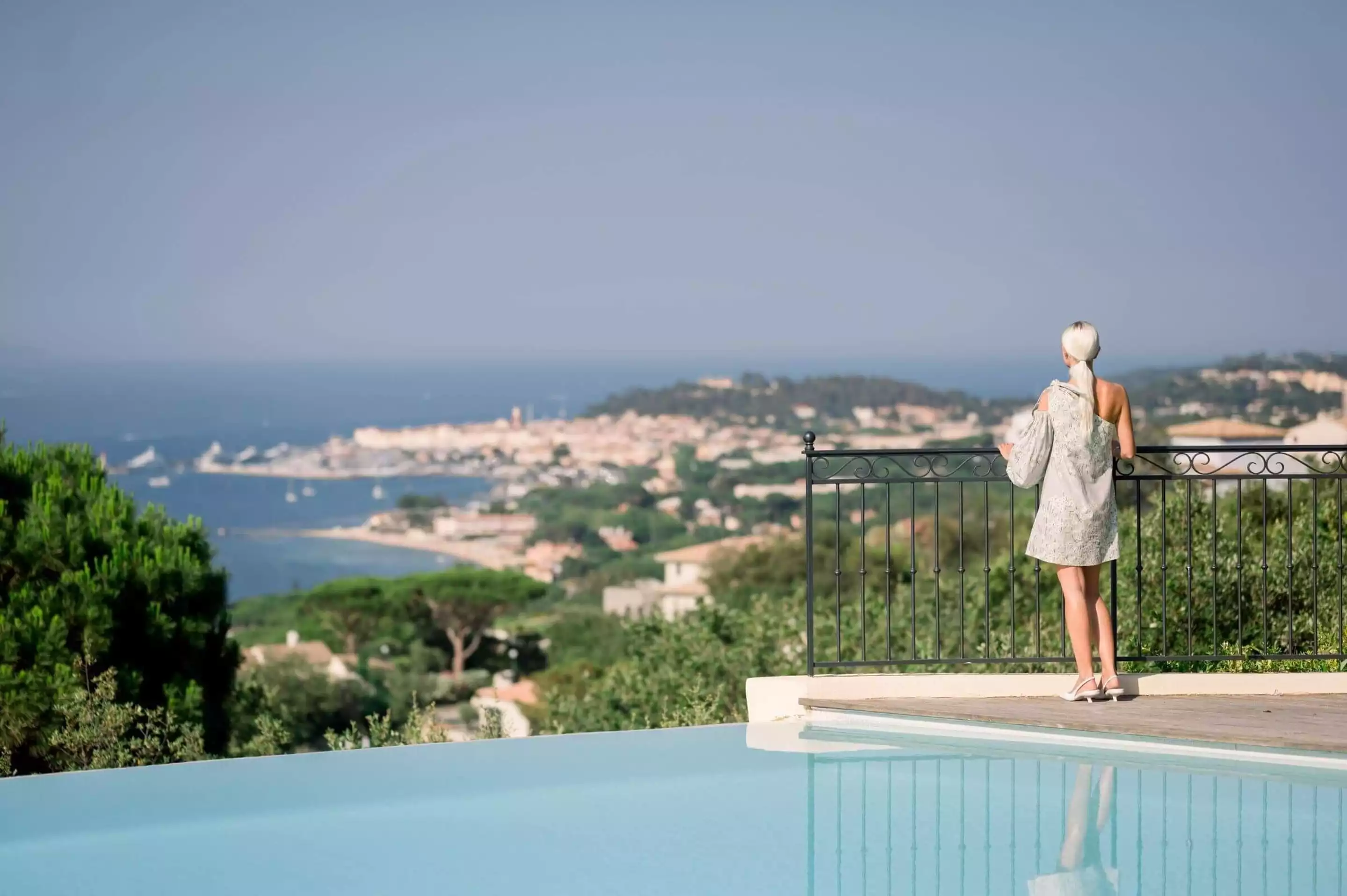 Vilă de lux cu piscină infinity la Saint-Tropez — Accent Signature Travel